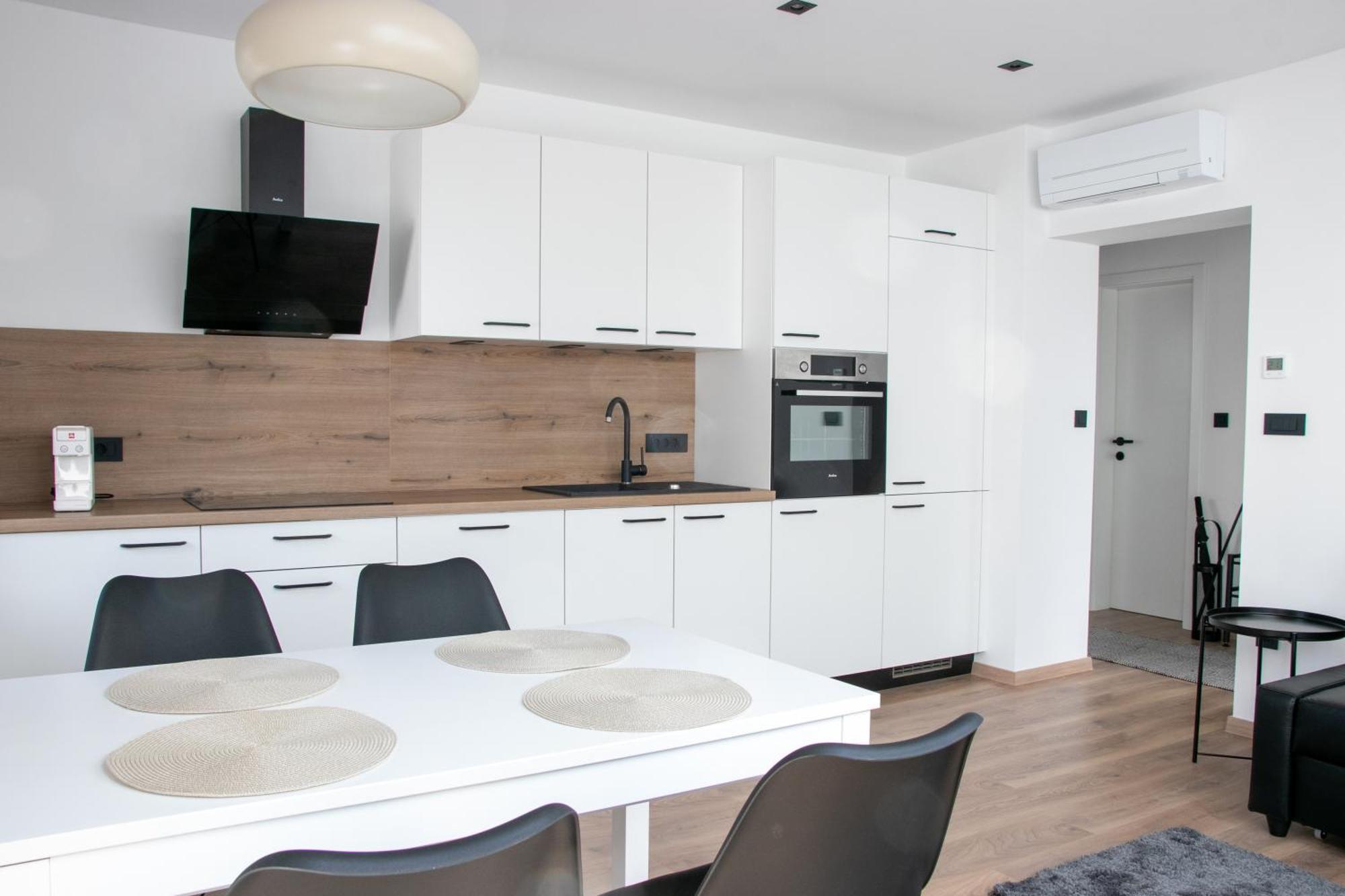 Residence Black&White Liubliana Quarto foto